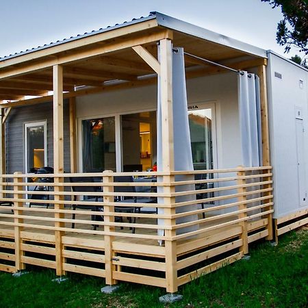 Adrijela Mobile Home Jezera Εξωτερικό φωτογραφία