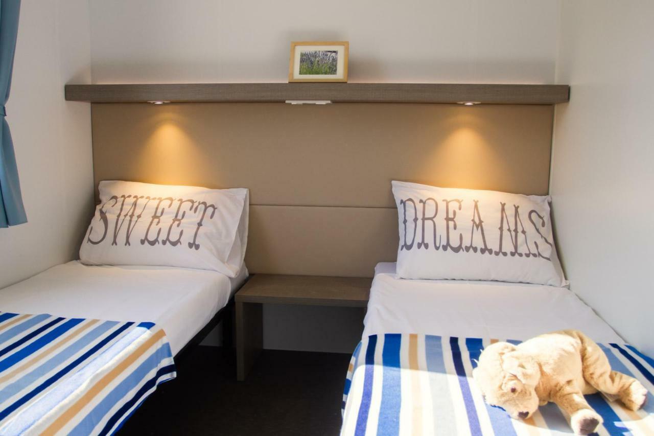 Adrijela Mobile Home Jezera Εξωτερικό φωτογραφία