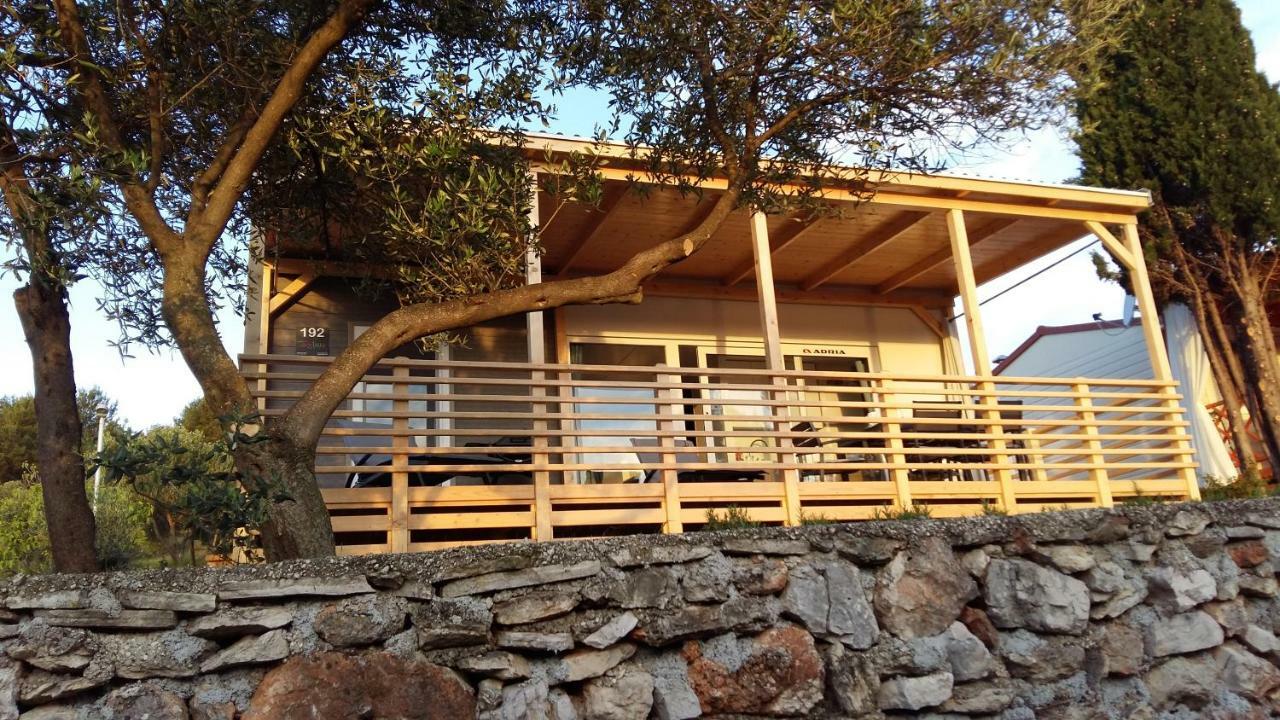 Adrijela Mobile Home Jezera Εξωτερικό φωτογραφία
