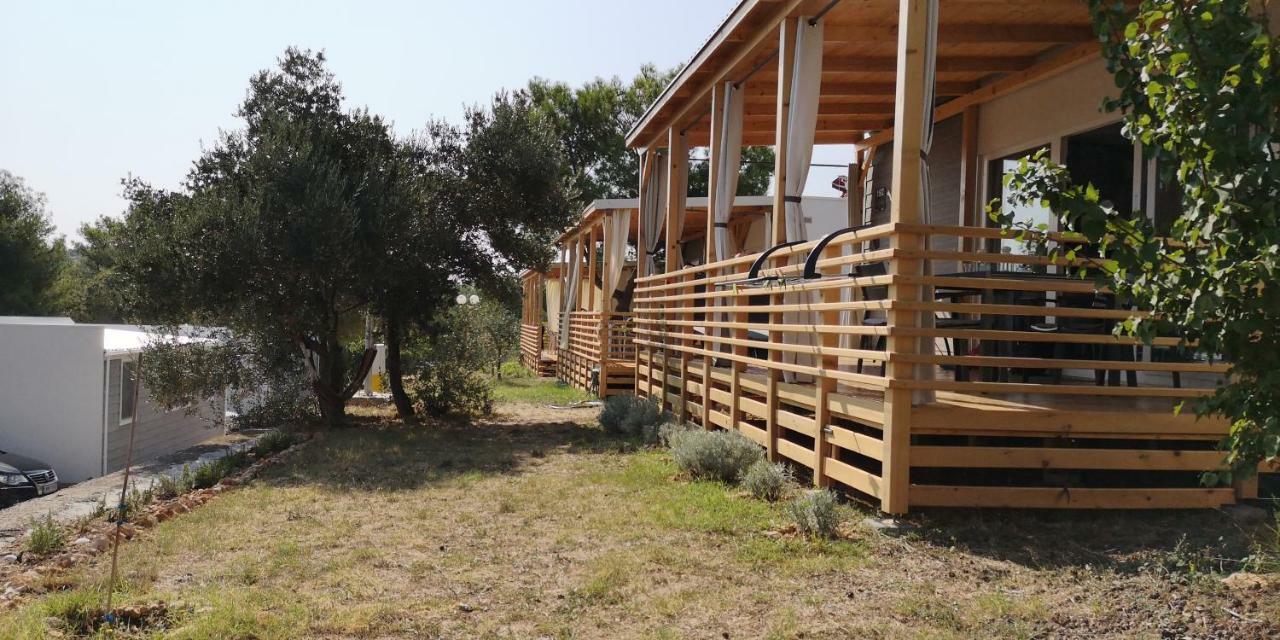 Adrijela Mobile Home Jezera Εξωτερικό φωτογραφία